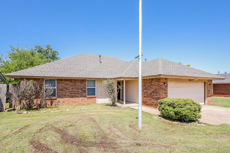1,745/Mo, 10117 S Land Ave Oklahoma City, OK 73159 Front View