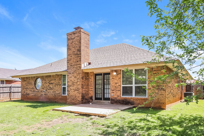 1,745/Mo, 10117 S Land Ave Oklahoma City, OK 73159 Rear View 2