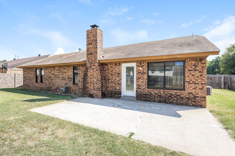 1,325/Mo, 1801 Morren Dr Norman, OK 73071 Rear View 2