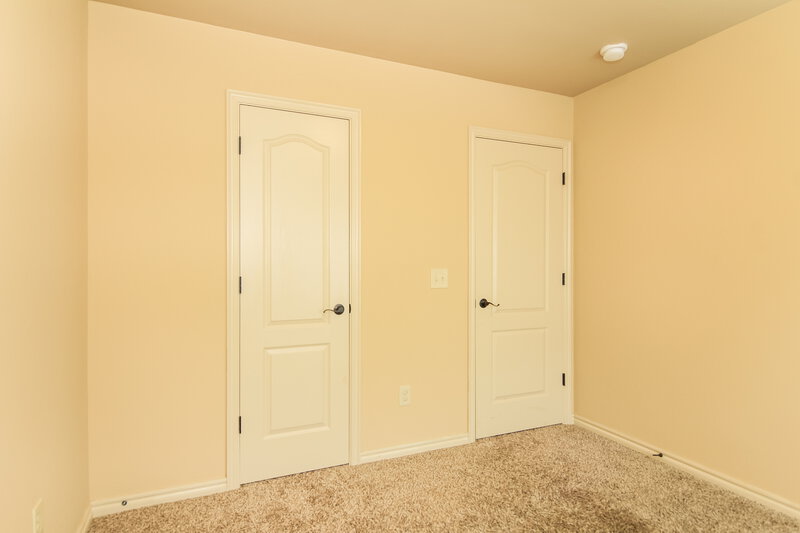 2,410/Mo, 425 Pearl St Yukon, OK 73099 Bedroom View 3