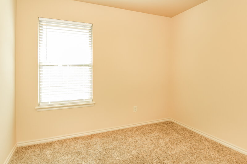 2,410/Mo, 425 Pearl St Yukon, OK 73099 Bedroom View 4