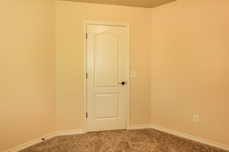 2,410/Mo, 425 Pearl St Yukon, OK 73099 Bedroom View 7