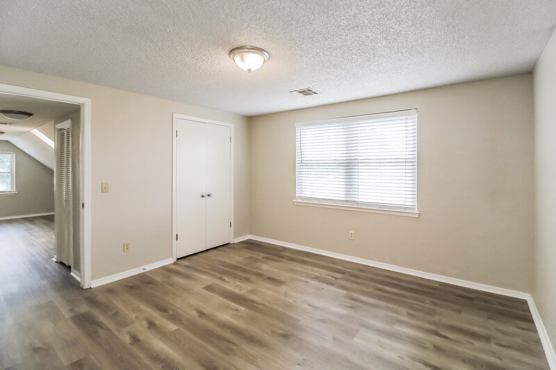 1,785/Mo, 317 Chickasaw Ln Yukon, OK 73099 Bedroom View 2