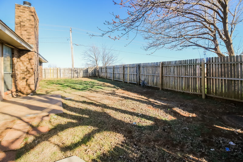 1,490/Mo, 8000 NW 111th St Oklahoma City, OK 73162 Rear View 2