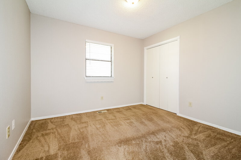1,890/Mo, 10141 Alicia Dr Midwest City, OK 73130 Bedroom View 4