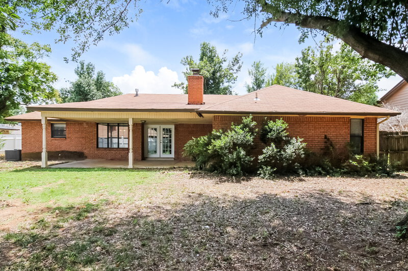 1,890/Mo, 10141 Alicia Dr Midwest City, OK 73130 Rear View