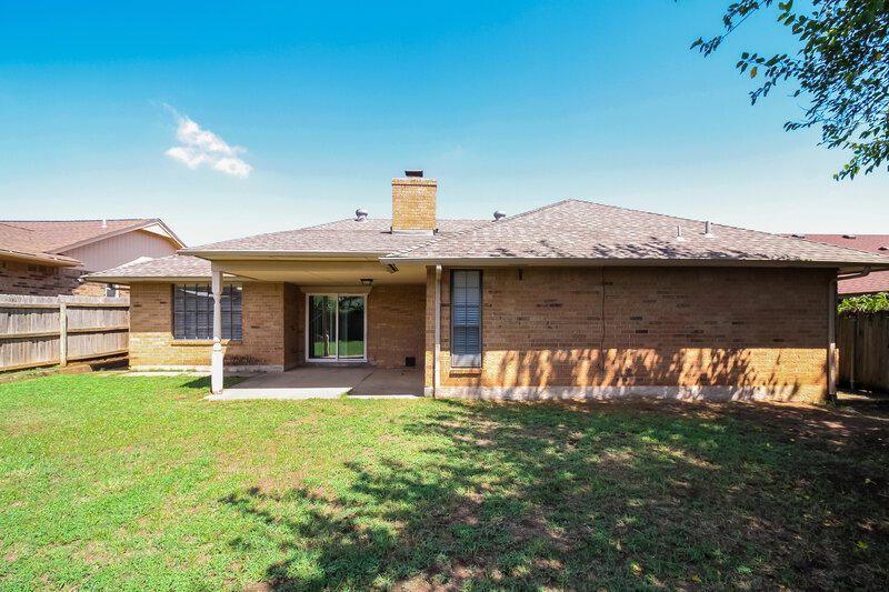 1,495/Mo, 5000 SE 58th St Del City, OK 73135 Rear View