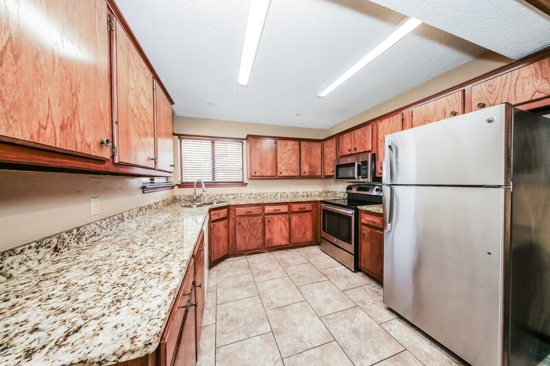 1,495/Mo, 7721 Maehs Terrace Oklahoma City, OK 73162 Kitchen View