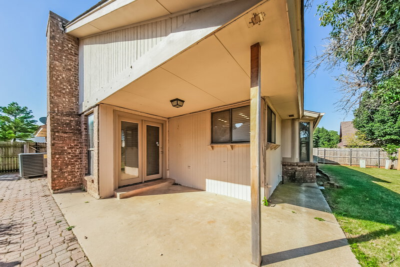 1,495/Mo, 7721 Maehs Terrace Oklahoma City, OK 73162 Rear View