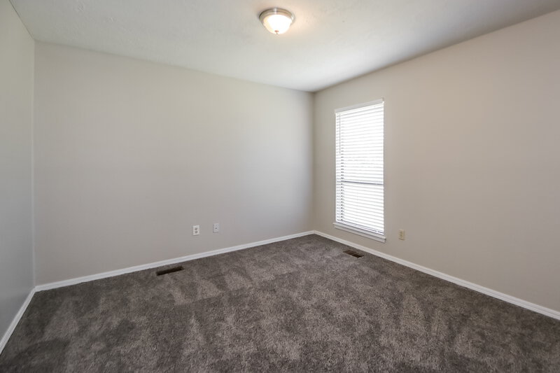 1,385/Mo, 4716 Brookwood Dr Noble, OK 73068 Bedroom View
