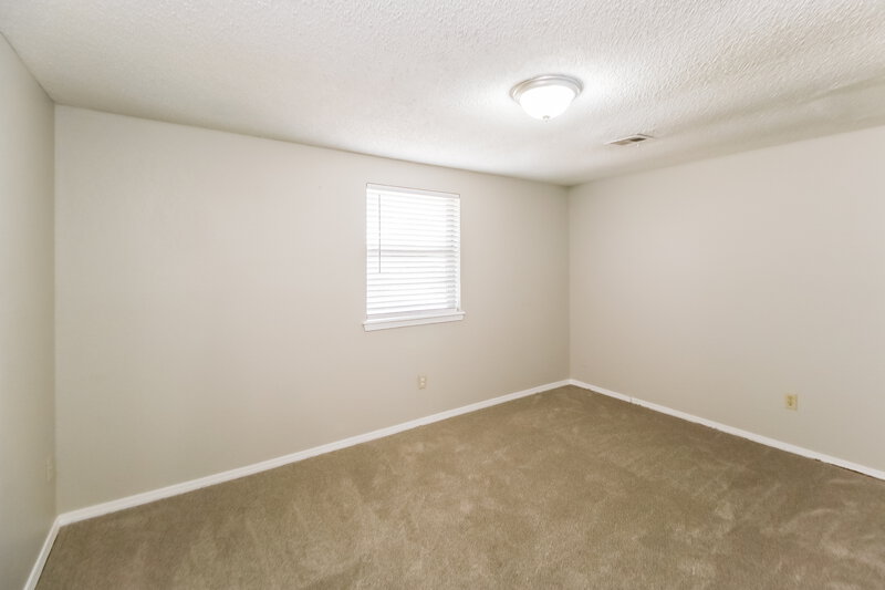 1,505/Mo, 8709 NW 87th St Oklahoma City, OK 73132 Bedroom View