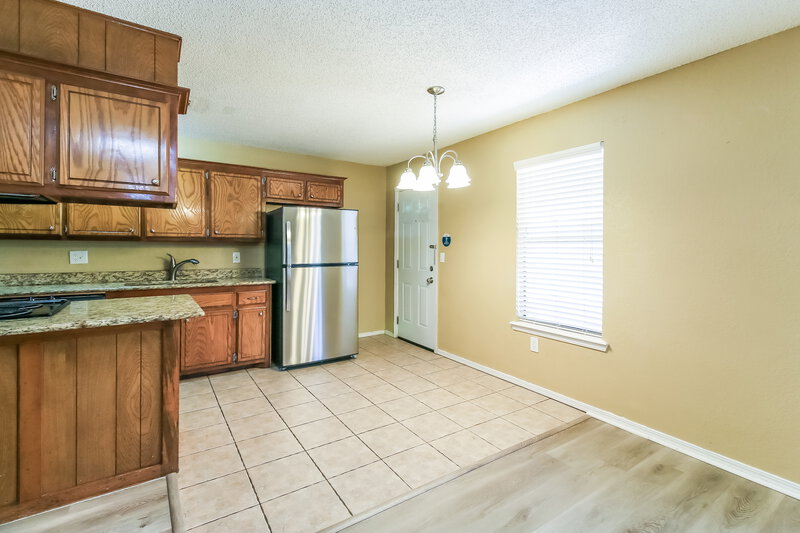 1,205/Mo, 8417 Bellmon Ave Oklahoma City, OK 73149 Dining Room View