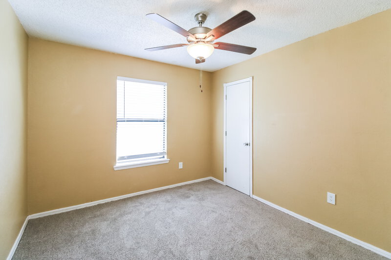 1,205/Mo, 8417 Bellmon Ave Oklahoma City, OK 73149 Bedroom View 2
