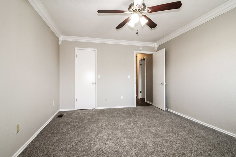 1,295/Mo, 6128 SE 55th St Oklahoma City, OK 73135 Main Bedroom View