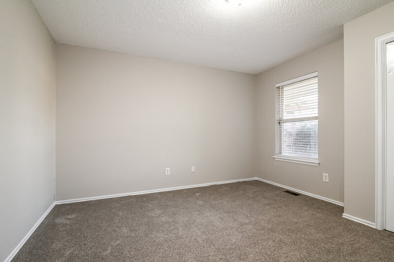 1,295/Mo, 6128 SE 55th St Oklahoma City, OK 73135 Bedroom View