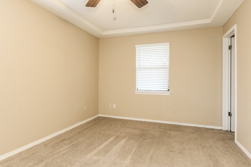 1,550/Mo, 1074 Dover Mansion Yukon, OK 73099 Bedroom View 2