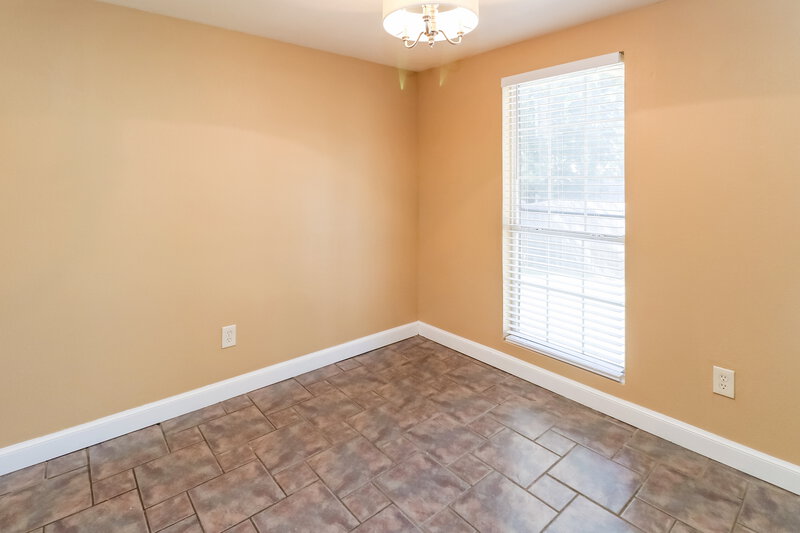 1,610/Mo, 2107 Lakecrest Dr Oklahoma City, OK 73170 Bedroom View 4