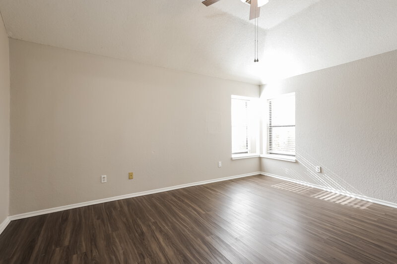 1,585/Mo, 5820 SE 81st St Oklahoma City, OK 73135 Main Bedroom View