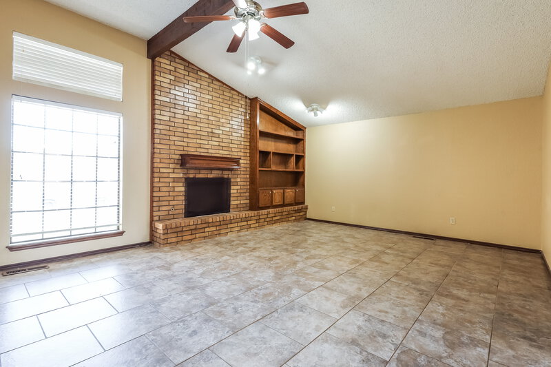 1,435/Mo, 13309 Turtle Creek Dr Oklahoma City, OK 73170 Living Room View
