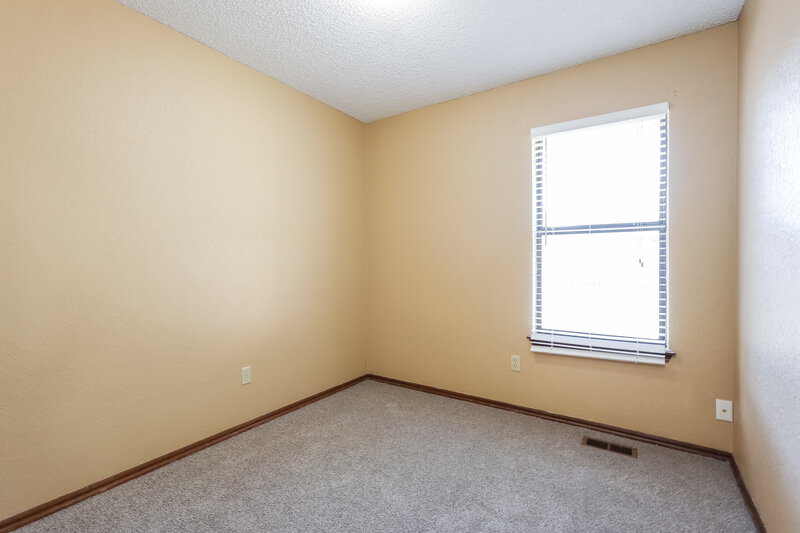 1,435/Mo, 13309 Turtle Creek Dr Oklahoma City, OK 73170 Bedroom View