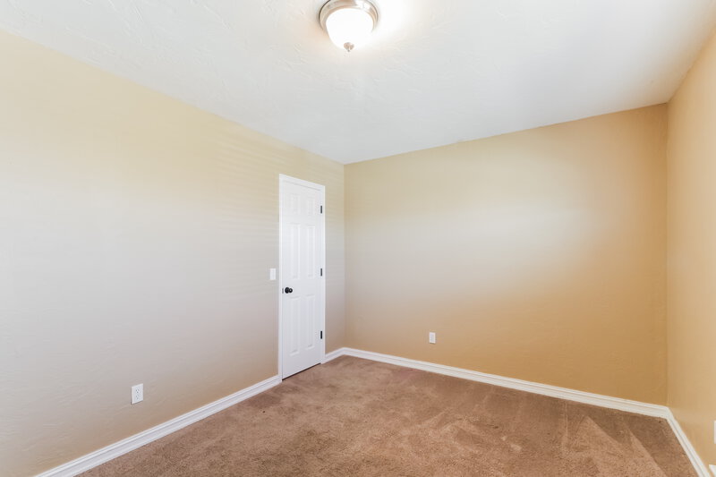 1,680/Mo, 7913 Eagle Circle Oklahoma City, OK 73135 Bedroom View 2