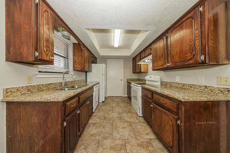 1,705/Mo, 4109 Windward Way Yukon, OK 73099 Kitchen View