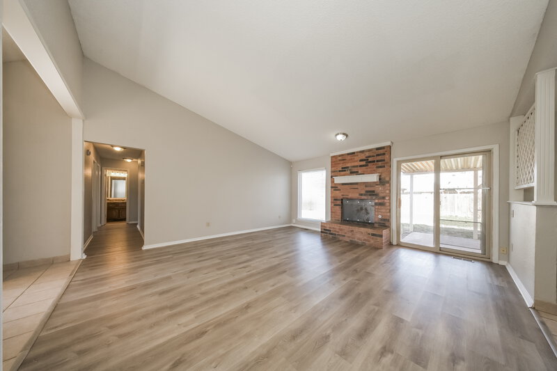 1,440/Mo, 1353 Oswego Dr Yukon, OK 73099 Living Room View