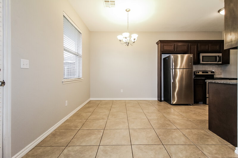 1,470/Mo, 10609 SW 32nd St Yukon, OK 73099 Dining Room View