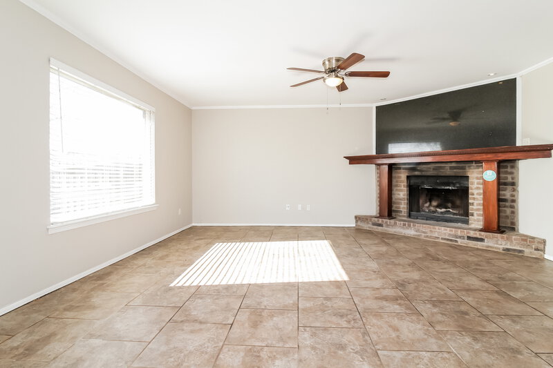 1,755/Mo, 1024 SW 101st St Oklahoma City, OK 73139 Living Room View