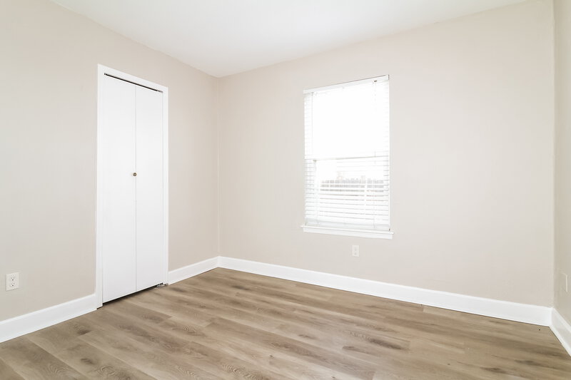 1,755/Mo, 1024 SW 101st St Oklahoma City, OK 73139 Bedroom View 3