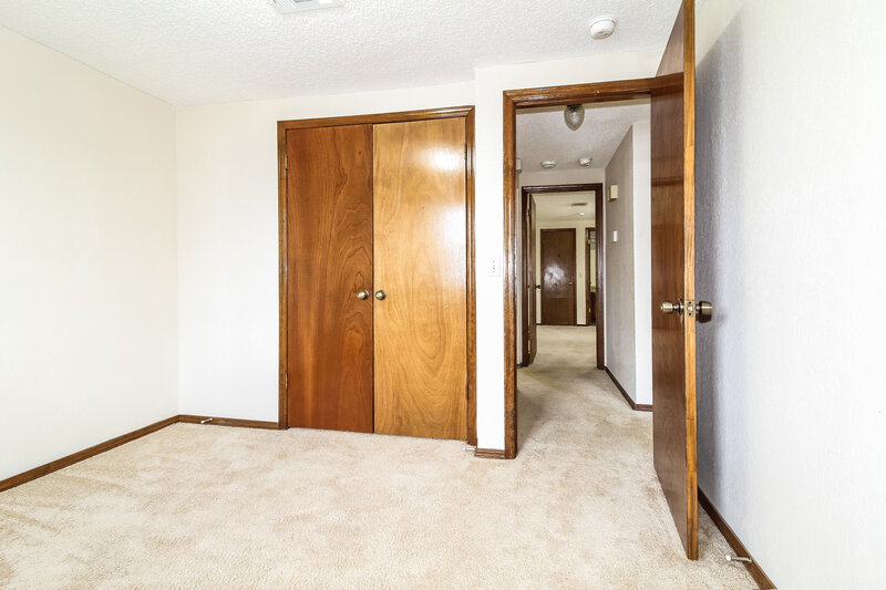 1,010/Mo, 4213 Se 48th Terr Oklahoma City, OK 73135 Bedroom View 2