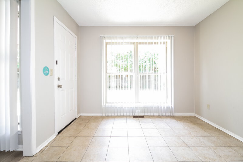 1,410/Mo, 5037 Burntwood Dr Oklahoma City, OK 73135 Dining Room View