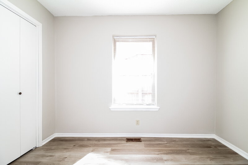 1,410/Mo, 5037 Burntwood Dr Oklahoma City, OK 73135 Bedroom View 3