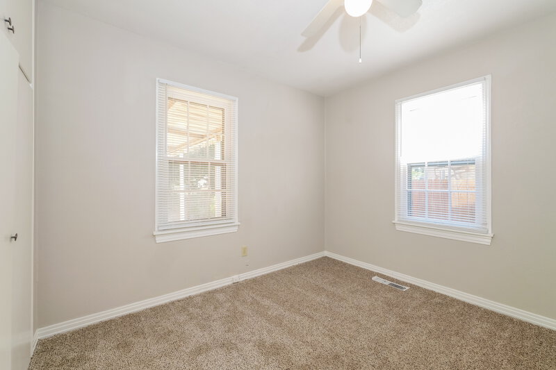 1,320/Mo, 3935 Nw 27th Oklahoma City, OK 73107 Bedroom View