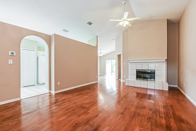 3,620/Mo, 10129 Dean Point Pl Orlando, FL 32825 Living Room View 4