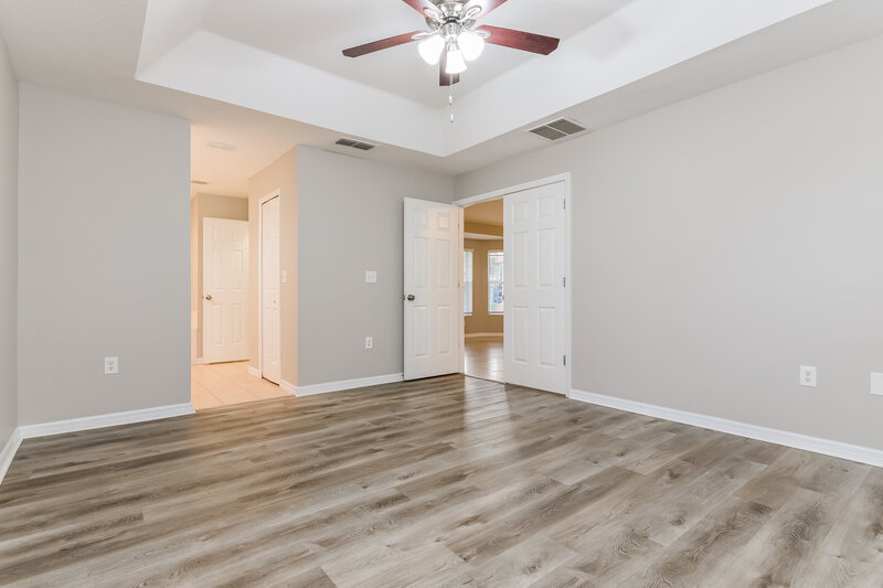 2,085/Mo, 10433 Calle de Flores Dr Clermont, FL 34711 Main Bedroom View 2