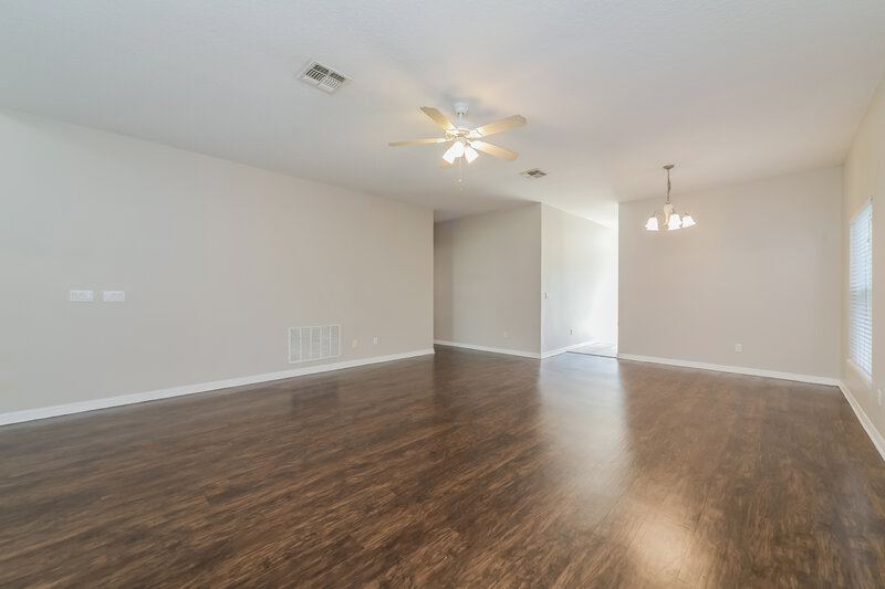 1,995/Mo, 4316 Creeks Run Blvd Kissimmee, FL 34746 Living Room View 2