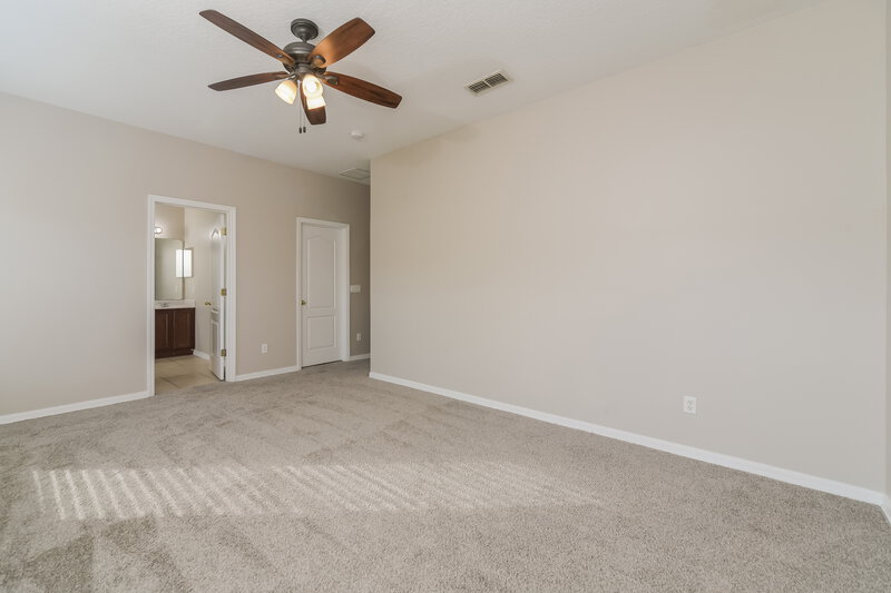 1,995/Mo, 4316 Creeks Run Blvd Kissimmee, FL 34746 Main Bedroom View 2