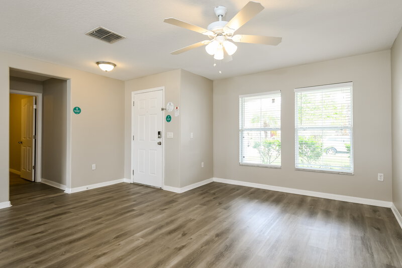 2,605/Mo, 4711 Hardy Mills St Kissimmee, FL 34758 Living Room View