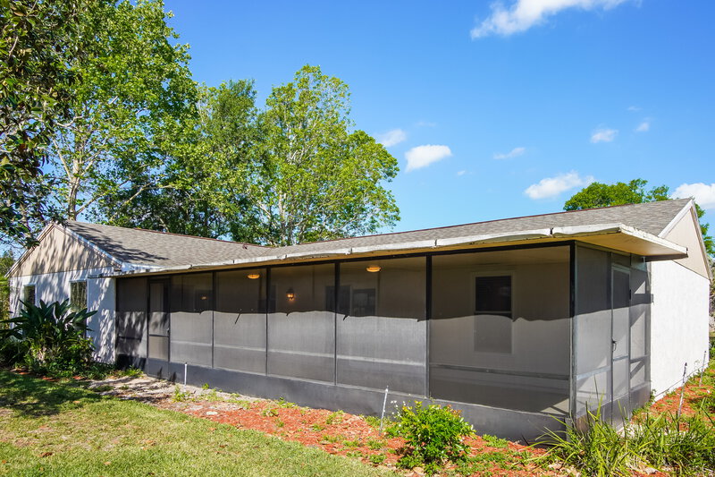 2,300/Mo, 1175 Lambert Ln Longwood, FL 32750 Rear View