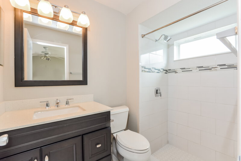 2,395/Mo, 1058 Dees Dr Oviedo, FL 32765 Bathroom View