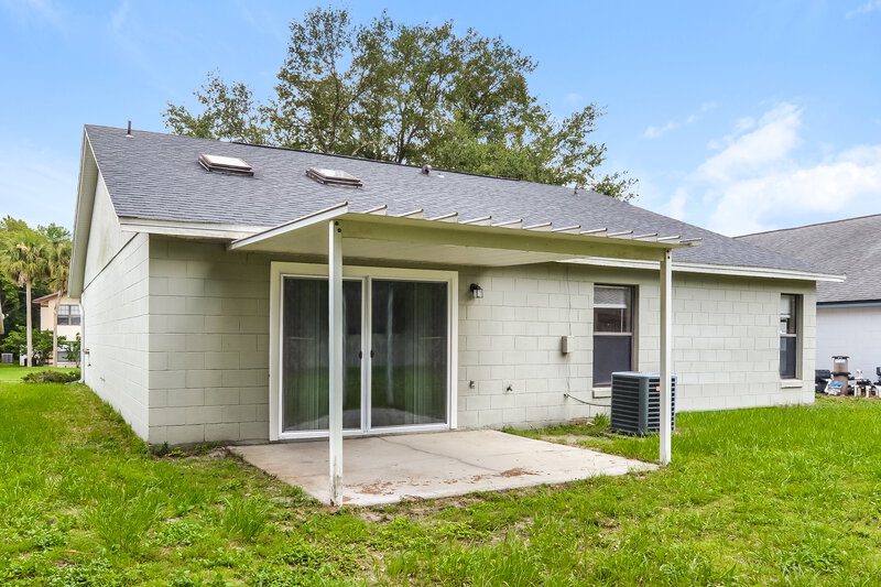 2,395/Mo, 1058 Dees Dr Oviedo, FL 32765 Rear View
