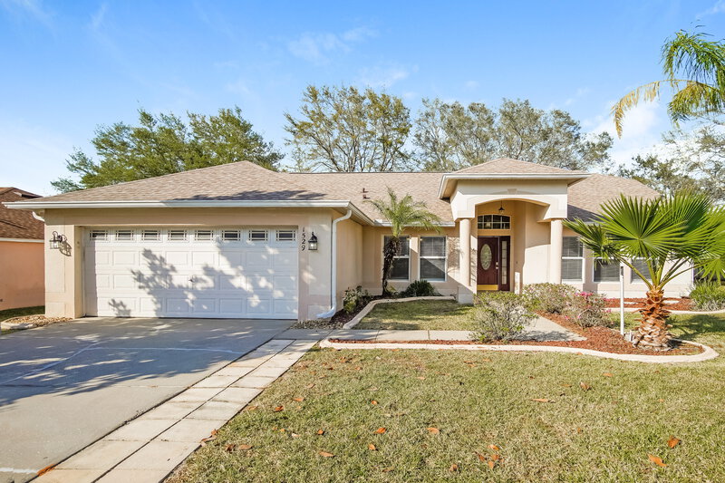 2,390/Mo, 1529 Muir Cir Clermont, FL 34711 External View