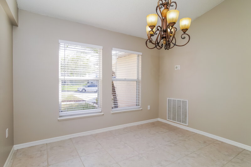 2,390/Mo, 1529 Muir Cir Clermont, FL 34711 Dining Room View