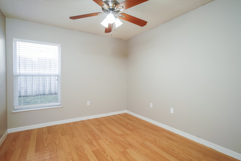 2,390/Mo, 1529 Muir Cir Clermont, FL 34711 Bedroom View