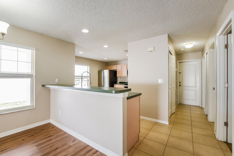 2,235/Mo, 1919 Seatonham St Winter Garden, FL 34787 Kitchen View 2