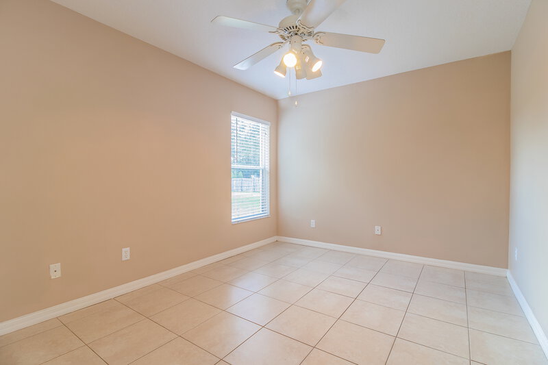 2,460/Mo, 433 Valley Edge Dr Minneola, FL 34715 Bedroom View