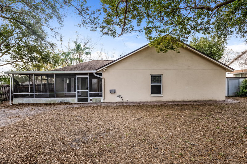 2,440/Mo, 433 Valley Edge Dr Minneola, FL 34715 Rear View 2