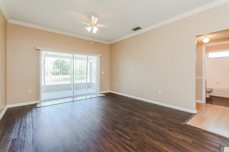 2,035/Mo, 16132 Green Cove Blvd Clermont, FL 34714 Family Room View