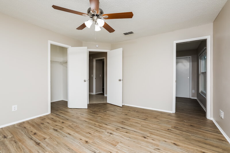 2,290/Mo, 7860 Sapphire Ln Orlando, FL 32822 Main Bedroom View